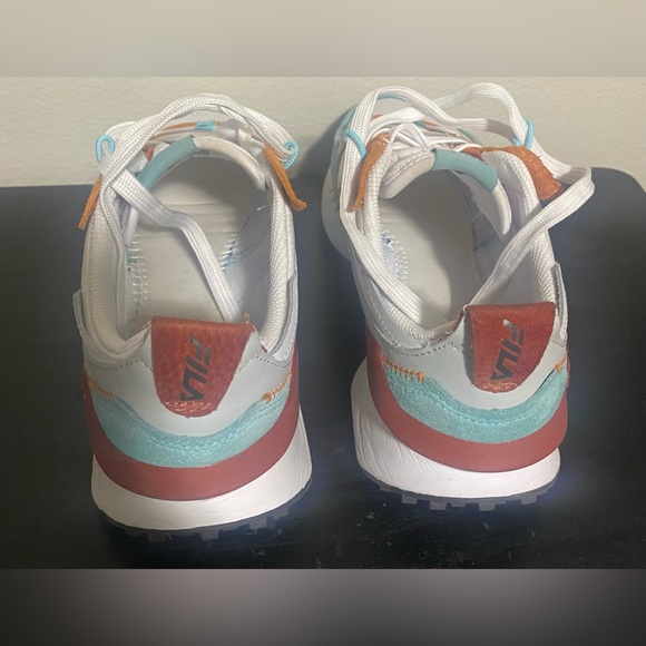 Womens Retro Fila running shoes- white, burnt orange, teal size 8 - Picture 9 of 15